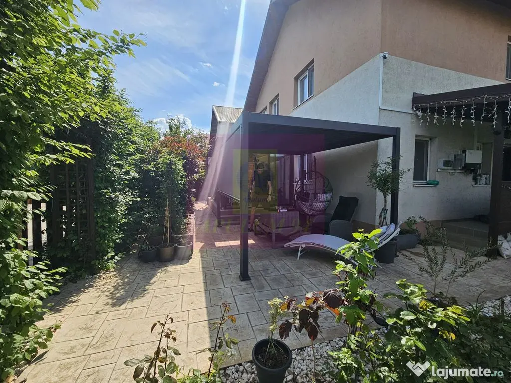Casă 2019, P+1+pod, renovată, curte amenajată, aproape... - Sabareni (Giurgiu)