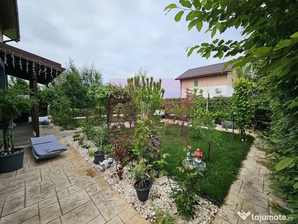 Casă 2019, P+1+pod, renovată, curte amenajată, aproape... - Sabareni (Giurgiu)