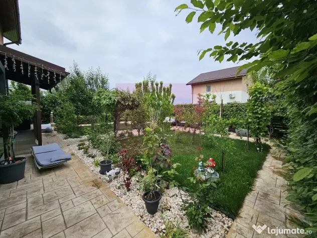 Casă 2019, P+1+pod, renovată, curte amenajată, aproape... - Sabareni (Giurgiu)