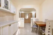 Lipovei, apartament 2 camere, decomandat, centrala proprie, 