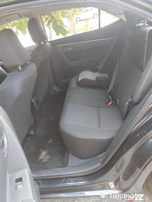 Toyota Corolla1.6 Benzină Aspirat 132 Cp Euro 6 - Automată - Pilot - Navigație - Alexandria (Teleorman)