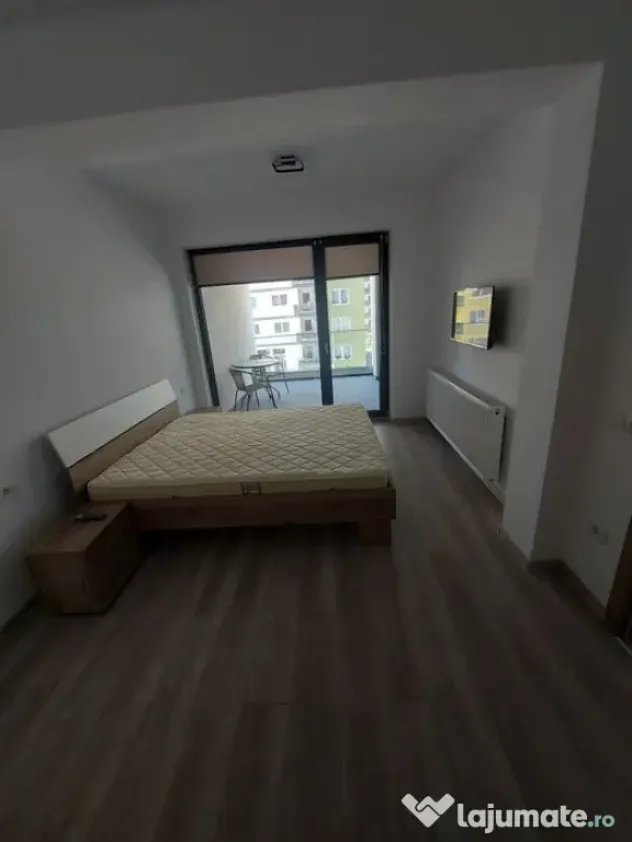 Apartament 2 camere Tractorul- Coresi.mobilat -utilat,13300 - Brasov (Brasov)