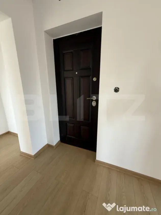 Apartament cu 4 camere, 84 mp, zona semicentrală - Satu Mare (Satu-Mare)