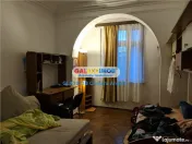 Armeneasca, apartament 8 camere, suprafa#539;a utila 200 mp 