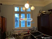 Armeneasca, apartament 8 camere, suprafa#539;a utila 200 mp 