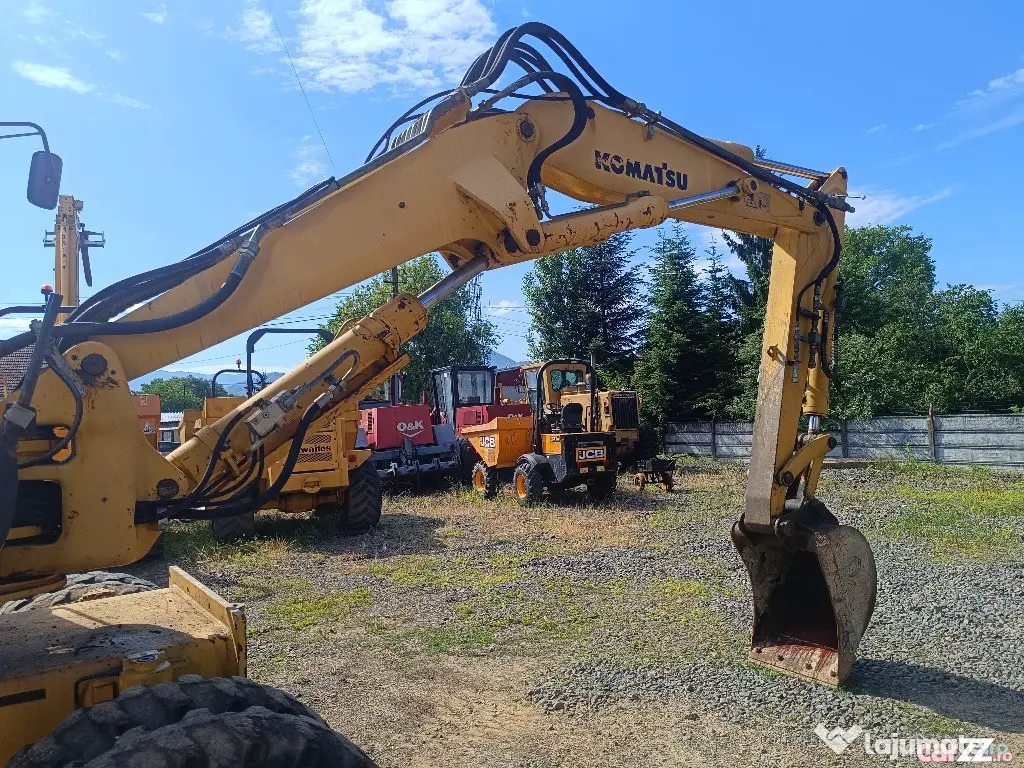 Excavator pe roți Komatsu PW110R, 12 Tone, 2010 - Negresti Oas (Satu-Mare)