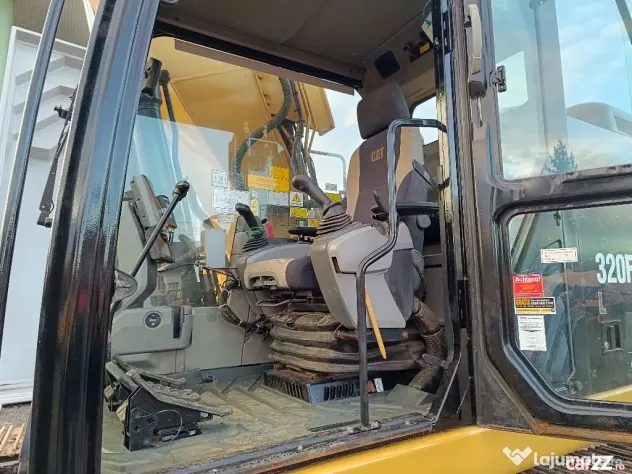 Excavator pe senile Caterpillar 320F L, 22 tone, 2019 - Negresti Oas (Satu-Mare)