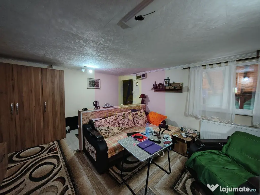 Casă cochetă la 20 de minute de București, lângă râul Sabar, Câmpurelu - Campurelu (Giurgiu)