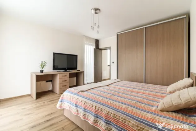 Casa LA CHEIE cu 5 camere si 4 bai, Buna Ziua, 200 mp, zona - Cluj-Napoca (Cluj)