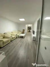 Apartament modern cu 4 camere, în zona Cornișa Et 2 din 4 