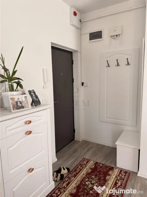 GIROC - APARTAMENT 2 CAMERE - etaj 1, lift, centrala proprie - Giroc (Timis)