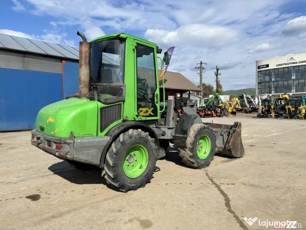 Încărcător frontal JCB 409 ZX, 2003, 6,0 tone - Negresti Oas (Satu-Mare)