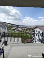 Apartament de vanzare , semidecomandat 56 mp ,3 camere zona