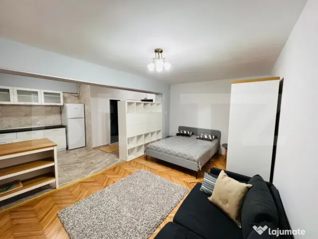 Studio spatios de 45 mp, mobilat modern, zona centrala - Craiova (Dolj)