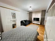 Studio spatios de 45 mp, mobilat modern, zona centrala