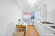 DE INCHIRIAT Apartament 2 camere B- dul Victoriei 4, etaj... 
