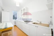 DE INCHIRIAT Apartament 2 camere B- dul Victoriei 4, etaj... 