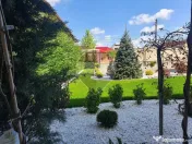Pensiune modernă de vânzare, afacere funcțională, pro...