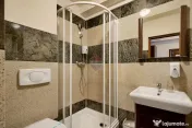 Pensiune modernă de vânzare, afacere funcțională, profitabilă Micalaca