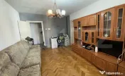 Apartament cu 2 camere | Centrală proprie | Balcon | COMISI 