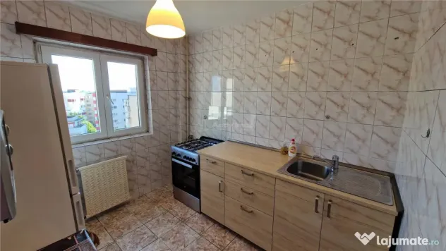 3 camere decomandat - Metrou Brancoveanu - Bucuresti (Bucuresti-Ilfov)