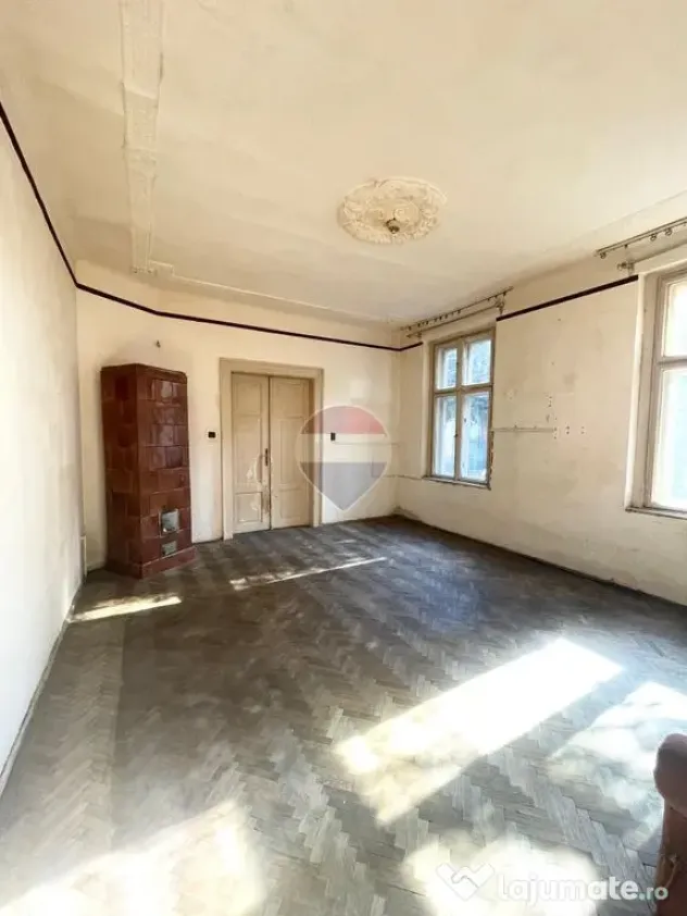 Apartament cu 1 camera de vânzare + boxa pe str George C... - Arad (Arad)
