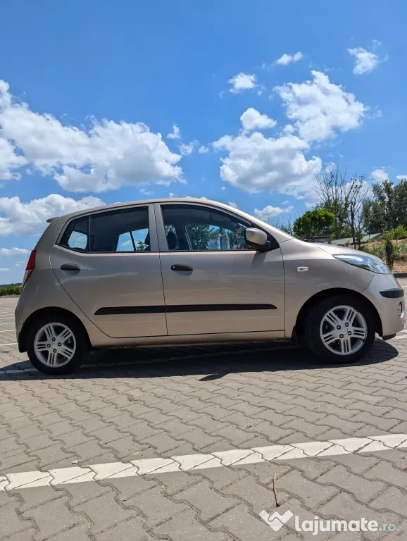 Hyundai i10, 2009, benzina