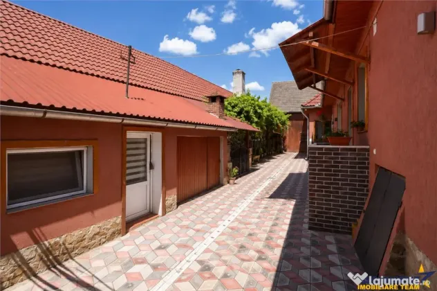 Proprietate versatila, amprenta moderna, teren generos, Sanp - Sanpetru (Brasov)