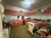 Casă 202 mp cu teren 1.178 mp, livadă și garaj – Petin 