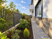 La casa, 62 mp integral renovati, curte, zona privata, garaj
