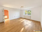 La casa, 62 mp integral renovati, curte, zona privata, garaj 
