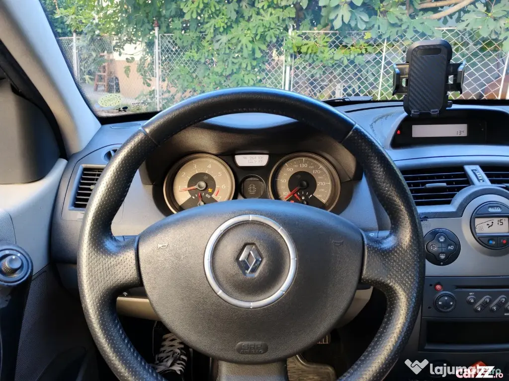 Renault Megane II 1.6 benzină – 2006 – 96.264 km - Cluj-Napoca (Cluj)
