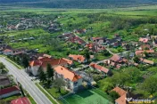 Casa eleganta, curte amenajata, garaj, Brancovenesti, Mures