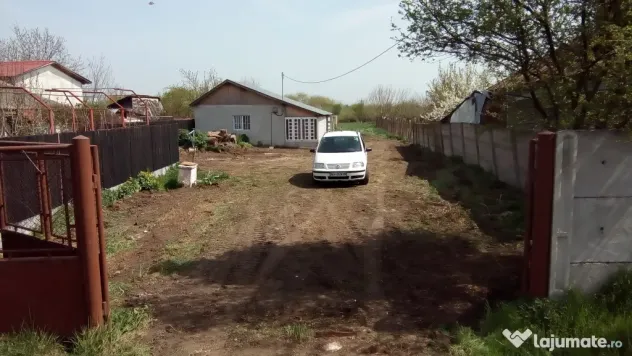 Casă și Teren în Roșiori de Vede