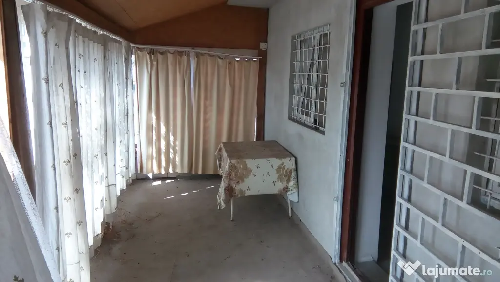 Casă și Teren în Roșiori de Vede
