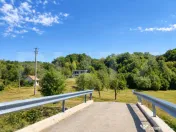 Vilă modernă 300 mp + 3,27 ha teren , Gothatea / Gurasada 