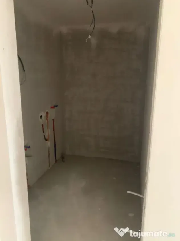 Apartament 3 camere, 57 mp, zona Tineretului - Floresti (Cluj)