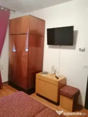 Apartament spațios cu 3 camere decomandate, 70 mp – Zona 