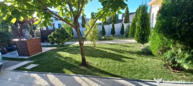 Casă cu etaj Manastirea Doamnei vis a vis de service Caslaru