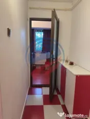 Garsonieră de 40 mp transformată în 2 camere – de î...