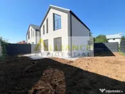 Casa Individuala - 4 camere - 400 M de STV 
