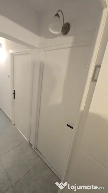 Apartament 3 camere de vânzare