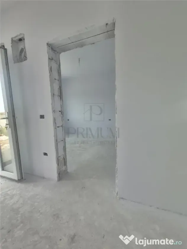 Duplex despartit prin baie - zona foarte buna - posibilitate - Mosnita Noua (Timis)