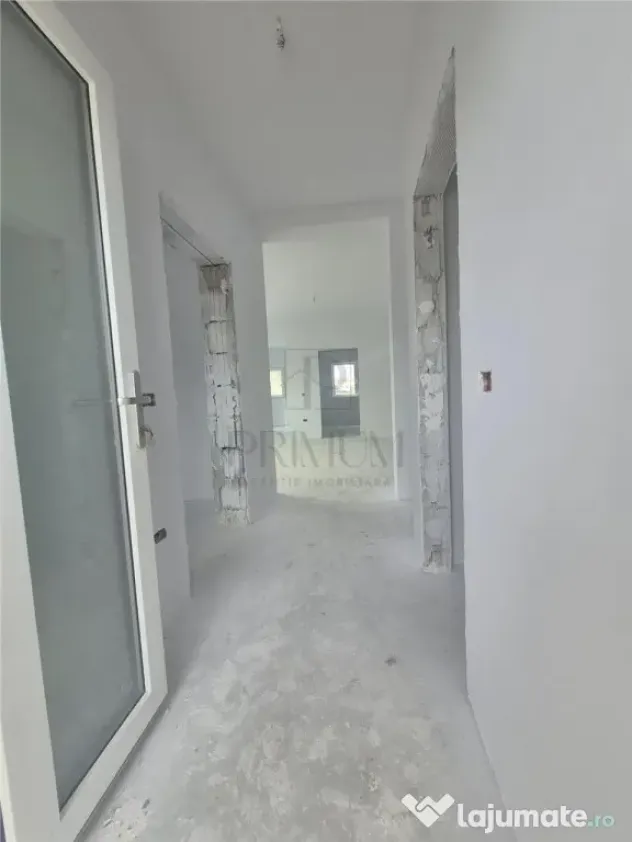 Duplex despartit prin baie - zona foarte buna - posibilitate - Mosnita Noua (Timis)