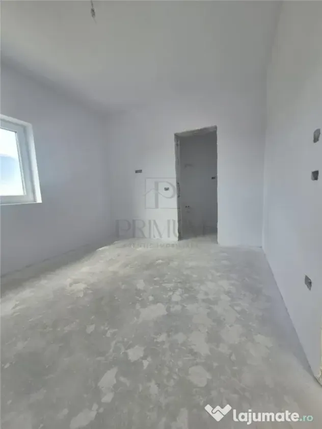 Duplex despartit prin baie - zona foarte buna - posibilitate - Mosnita Noua (Timis)