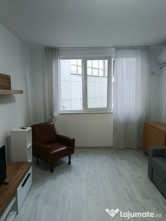 De inchiriat garsoniera Tiglina 1, A-uri, et.1, 250 euro - Galati (Galati)