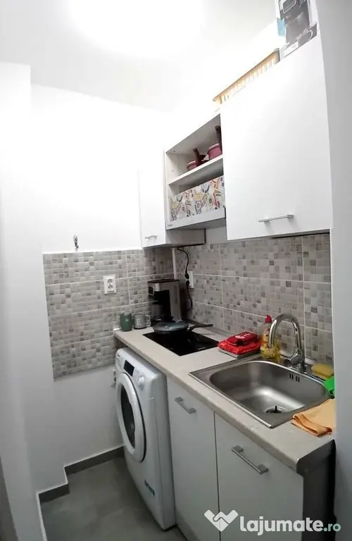 De inchiriat garsoniera Tiglina 1, A-uri, et.1, 250 euro - Galati (Galati)