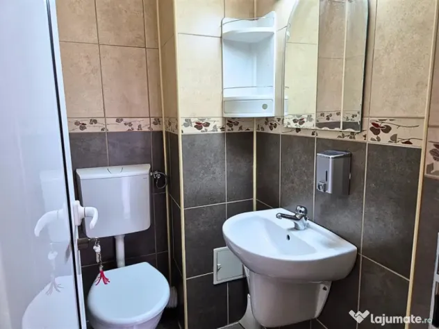 OSTROVENI - Etaj 1 - Spatiu cu vizibilitate stradala - Cabin - Ramnicu Valcea (Valcea)