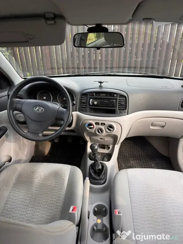 Vand Hyundai Accent 1.4 Benzina