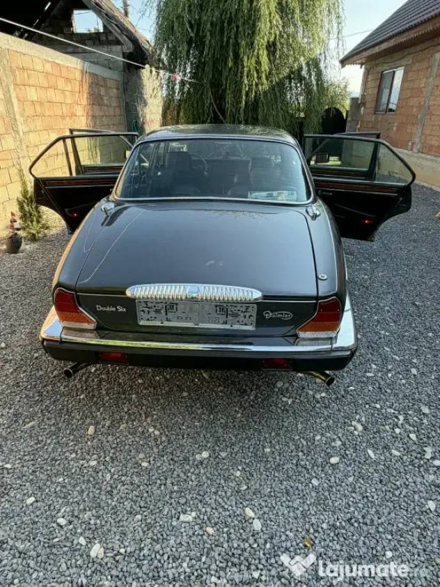 Vând Jaguar Daimler Double Six XJ